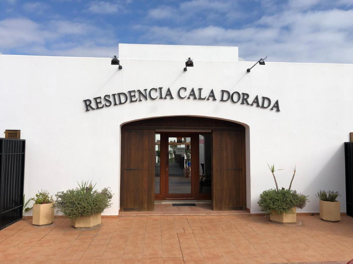 Residencia Cala Dorada Apartment Santanyi Exterior photo